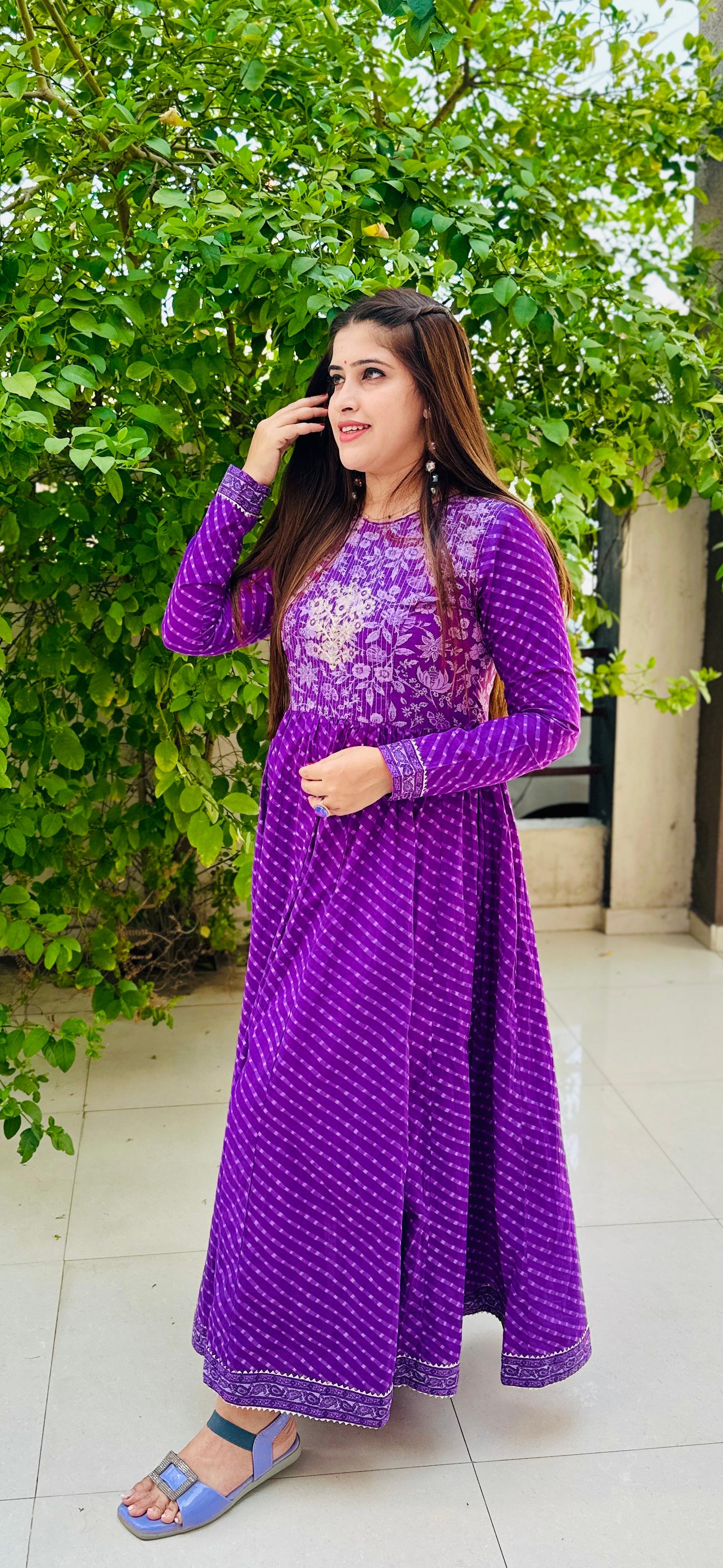 Elegant Summer Cotton Kurti – Floral Breeze