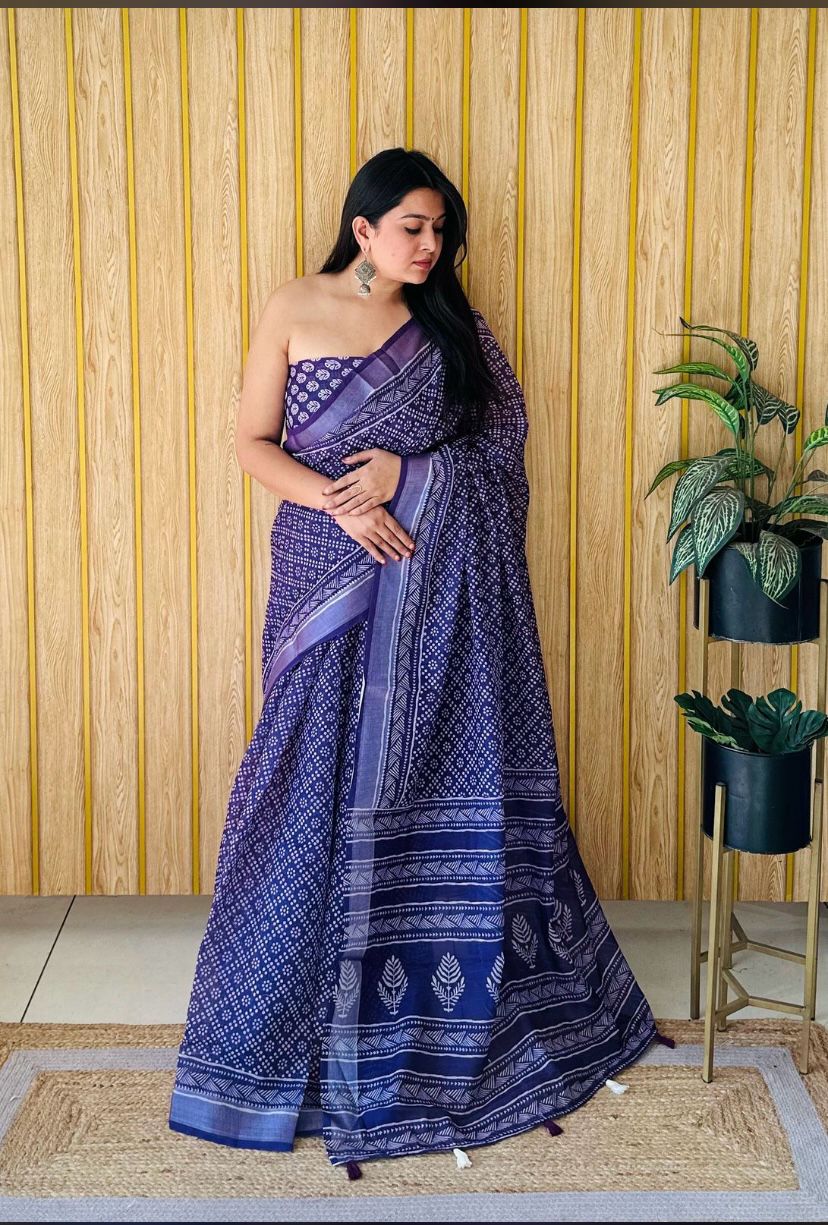 Royal Blue Digital Print Heavy Linen Saree with Blouse – Elegant Ethnic Statement