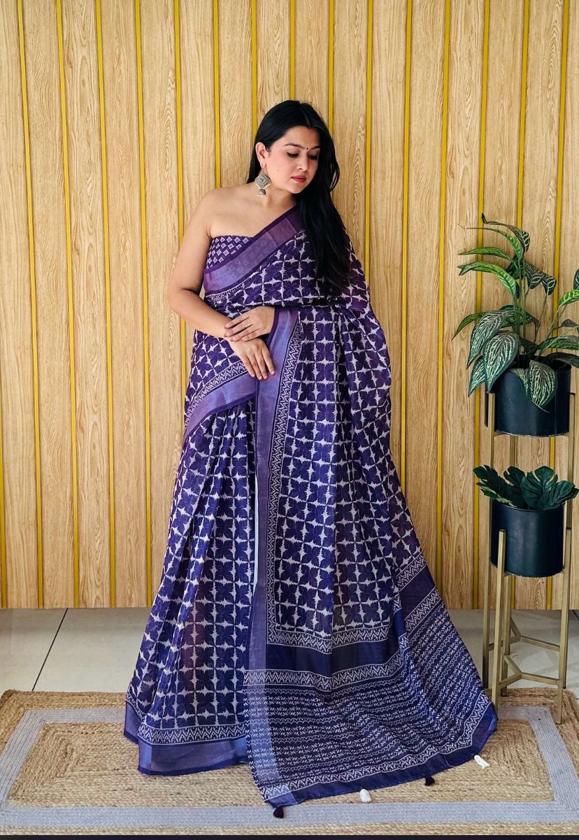 Navy Blue Digital Print Heavy Linen Saree with Blouse – Timeless Grace in Every Drape
